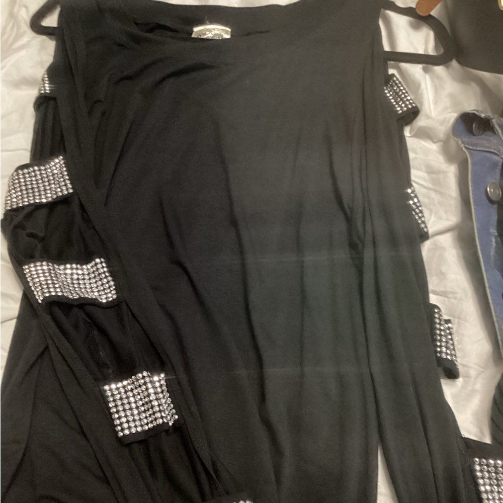 Vocal Black Top w/Rhinestone Open Sleeves - size L/XL